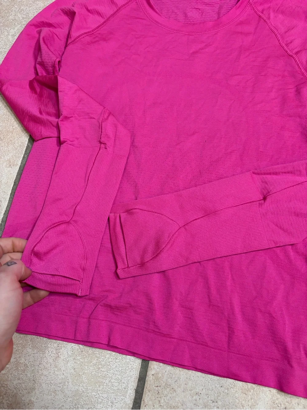 Lululemon Swiftly Tech Long-Sleeve Shirt 2.0 *Race/Waist Length (Sonic Pink) 6